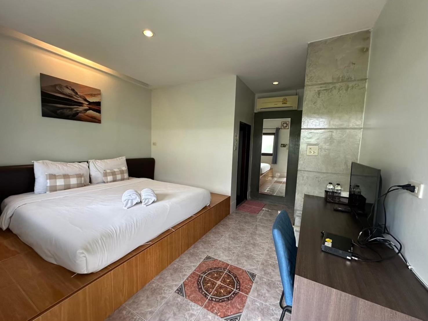 Baan Ma Feung Guesthouse Канчанабури Экстерьер фото